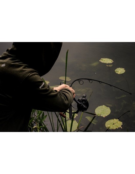 Sonik kit xtractor 2 cañas 10" 3.5lb+2 carretes+1 sacadera