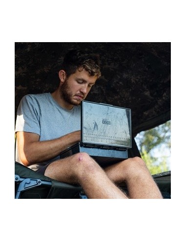 Nash box logic tackle box medium completa