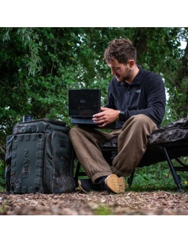 Nash box logic tackle box medium completa