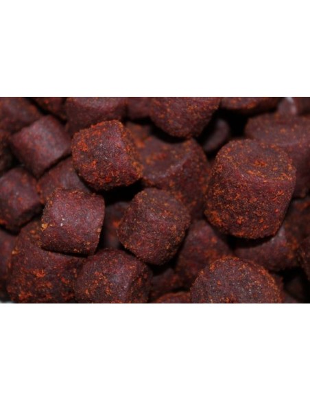 Proelite atractor pellets banana strawberry 14-20mm 800gr