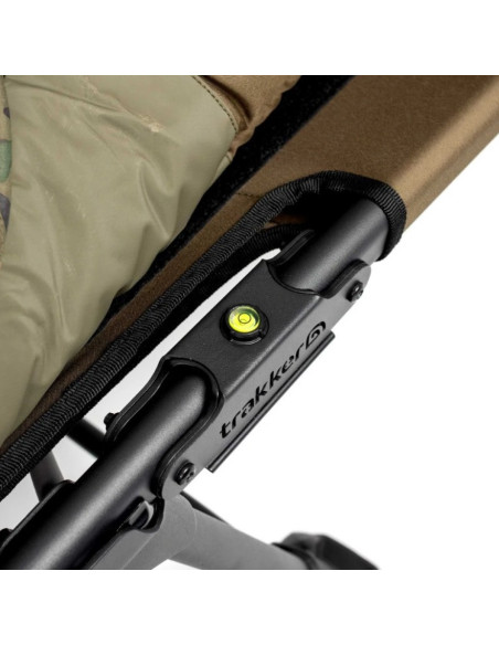 Trakker RLX 6 camo bed system