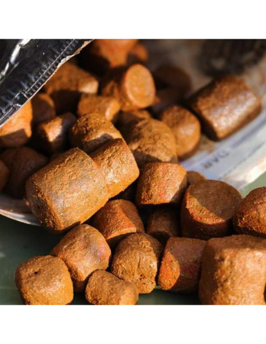 Sbs bomb pellet mix ace lobworm 1 kg.