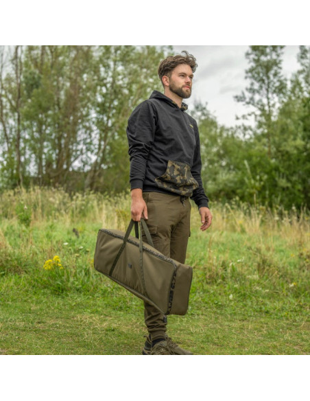 Avid carp extremity pod