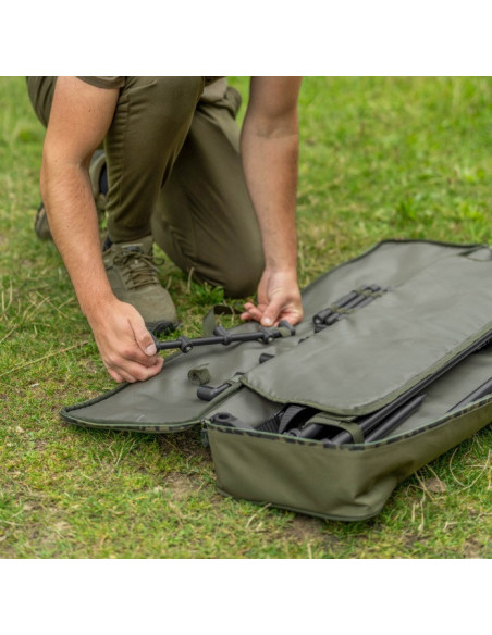 Avid carp extremity pod