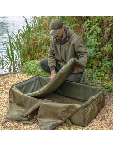 Avid carp revolve carp cradle
