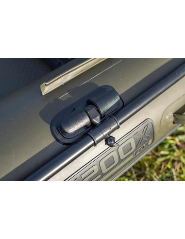 Fox 200 X infatable boat air deck
