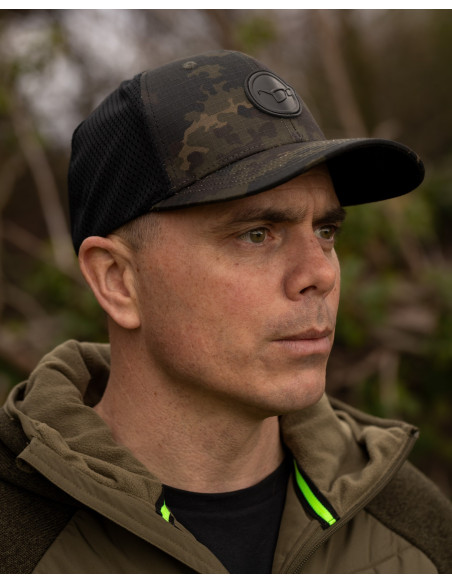 Korda logo patch cap trucker dark kamo