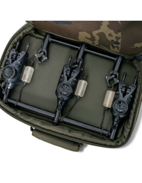 Nash subterfuge buzz bar pouch medium 32cm