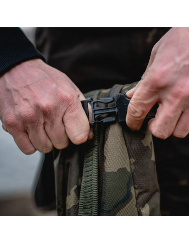 Nash subterfuge bankstick bag 66cm