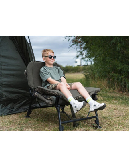 Nash indulgence 4 leg junior sleep system camo