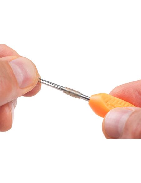 Fox edges tubing threader