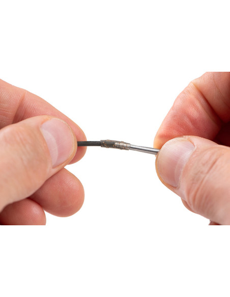 Fox edges tubing threader