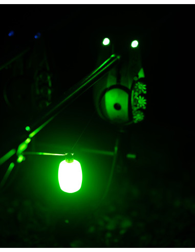 Fox black label dumpy halo bobbins green