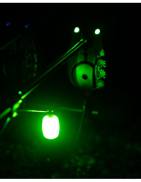 Fox black label dumpy halo bobbins green