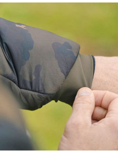 Korda insulated hooded jacket dark kamo talla XL