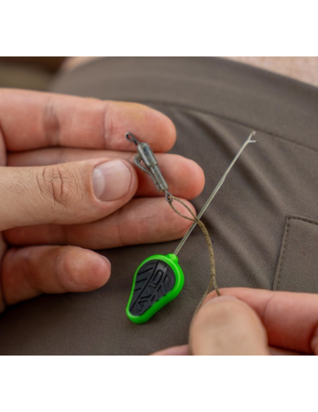 Avid carp outline fused lead qc clips 5unds