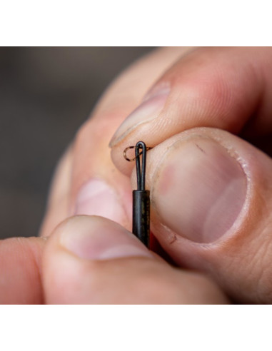 Avid carp outline long rig swivel bag stems 5unds