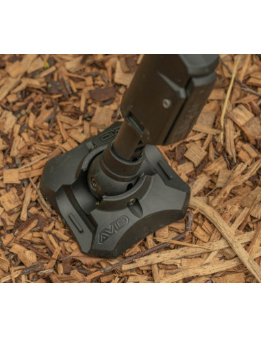 Avid carp benchmark leveltech hi-back recliner chair