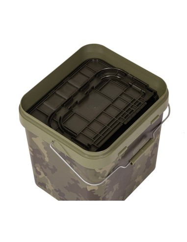 Korda bucket table
