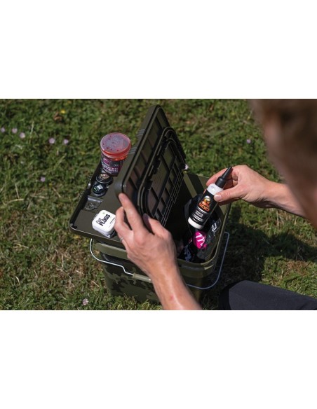 Korda bucket table